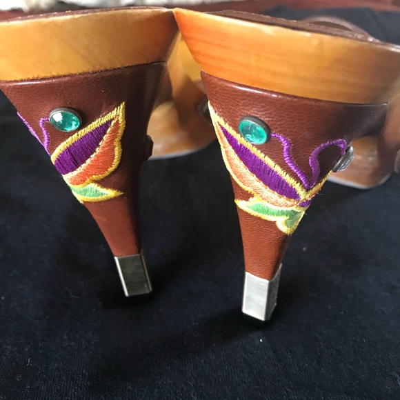 Gabriella Rocha - Picture 2 of 4